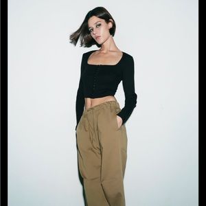 NWOT Zara Black Crop Top M